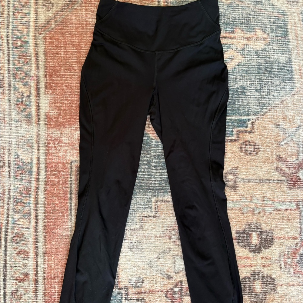 Lululemon Athletica Black High-Waisted Cropped Raw Hem Leggings size 6